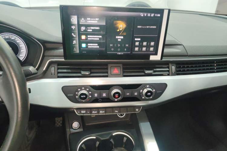 Used Audi A4L 2023 40 TFSI Fashion Dynamic Model
