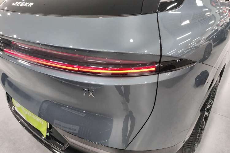 Used Zeekr 7X 2025 75 kWh Rear-Wheel Drive Intelligent Driving Version