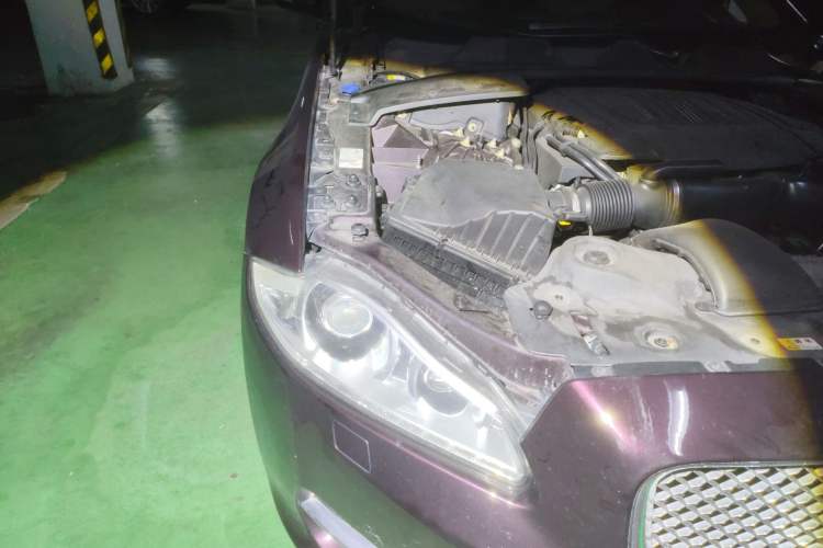 Used Jaguar XJ 2015 XJL 3.0 SC Four-Wheel Drive Panoramic Business Edition Right Front Headlight