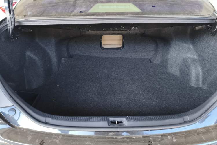 Used Toyota Camry 2013 200G Classic Luxury Edition
