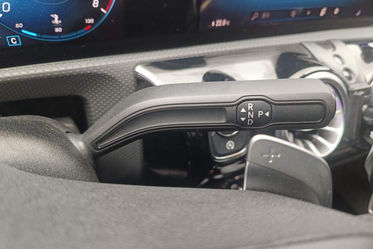 Used Mercedes-Benz A-Class 2022 Second Facelift A 200 L Sport Sedan Fashion Version