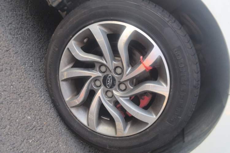 Used JAC Refine S2 2017 1.5L CVT Luxury Smart Model
