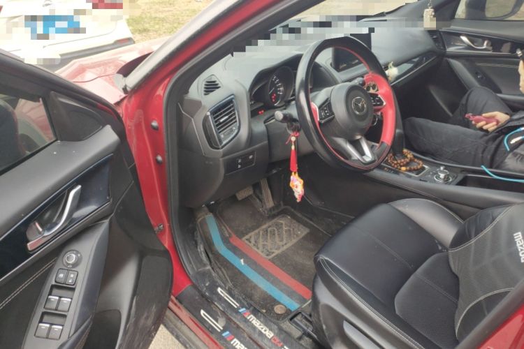 Used Mazda CX-4 2021 2.0L Automatic Two-Wheel Drive Blue Sky Dynamic Edition Driver Seat