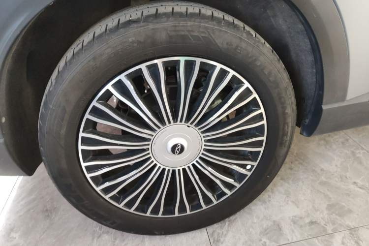 Used Chery Tiggo 8 L 2024 2.0T Two-Wheel Drive Prestige Version 5 Seats
