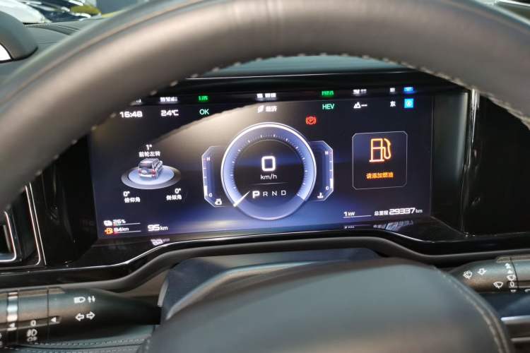 Used Formula Leopard 5 2023 Navigator Edition
