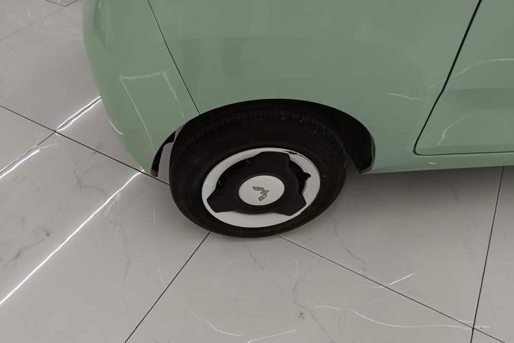 Used Wuling Hongguang MINIEV 2021 Macaron Fashion Model Lithium Iron Phosphate
