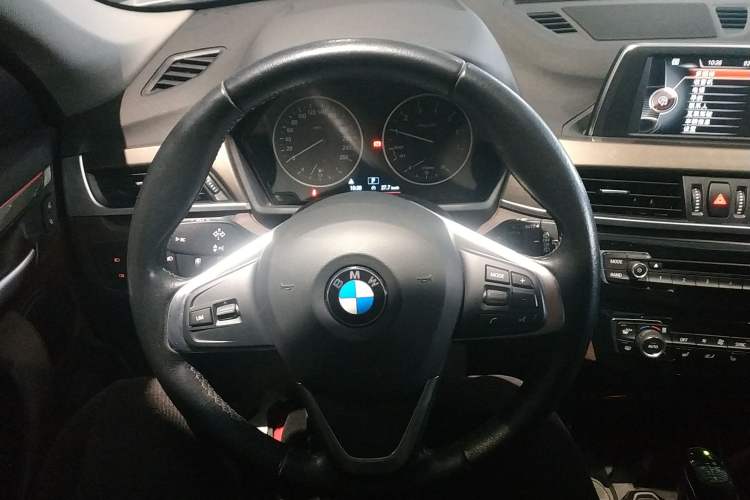 Used BMW X1 2018 xDrive20Li Luxury Edition
