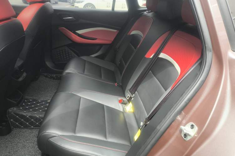 Used MG 5 2021 180 DVVT CVT Youth Luxury Edition
