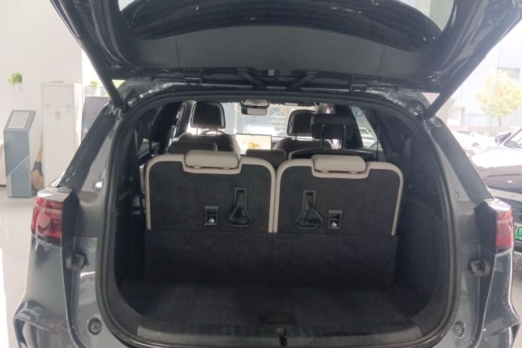 Used BYD Tang New Energy 2024 DM-i Glory Edition 112KM Flagship Model Trunk