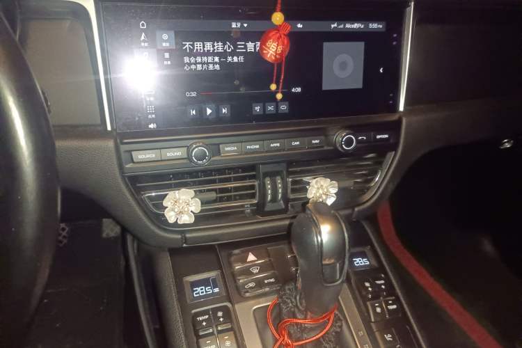 Used Porsche Macan 2018 Macan 2.0T