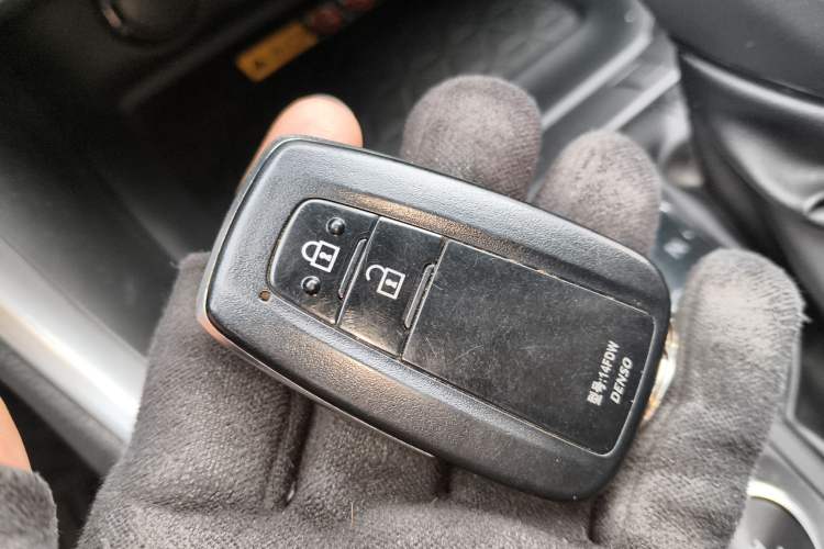 Used Toyota RAV4 2023 Dual-Engine 2.5L E-CVT Four-Wheel Drive Elite Plus Edition
