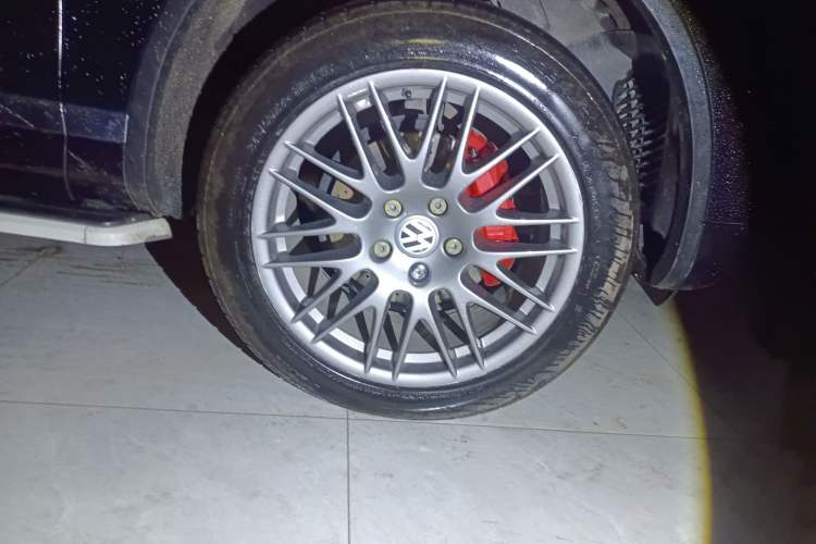 Used Volkswagen Touareg 2011 3.0 TSI Comfort Version