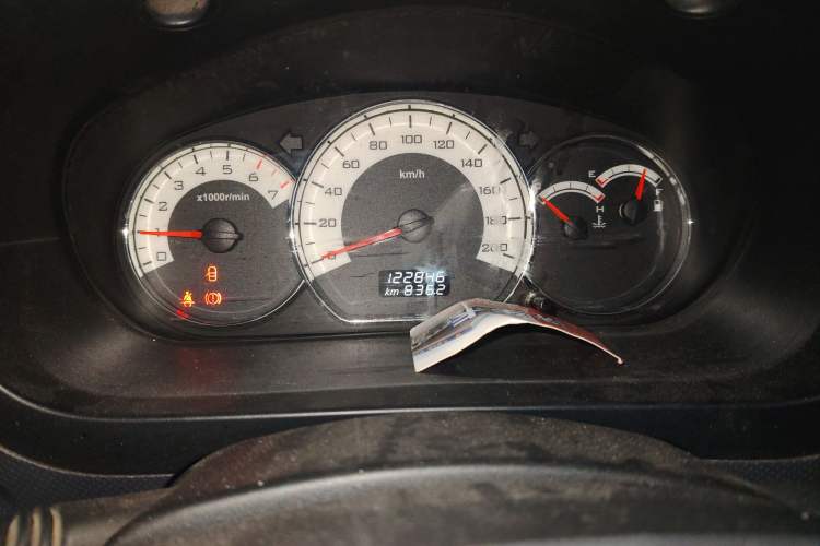 Used Wuling Hongguang 2014 1.5L S Luxury Model
