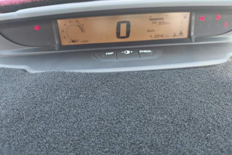 Used Citroen C-Quatre 2014 VTS Version 1.6L Manual - Premium Model
