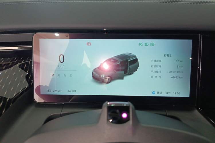 Used Zeekr 009 2024 7-Seater Aisle Version 108 kWh
