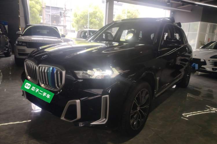 Used BMW X5 2023 xDrive 30Li M Sport Package