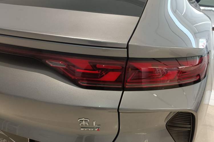 Used BYD Song L EV 2025 Intelligent Driving Version 662 km LiDAR Excellence Edition