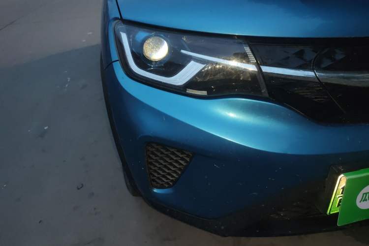 Used Dongfeng NAMMI EX1 2021 Zhi Ling Version Right Front Headlight