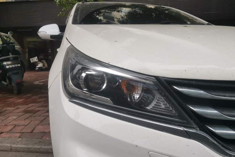 Used Baojun 310 2017 1.5L Manual Luxury Model Right Front Headlight