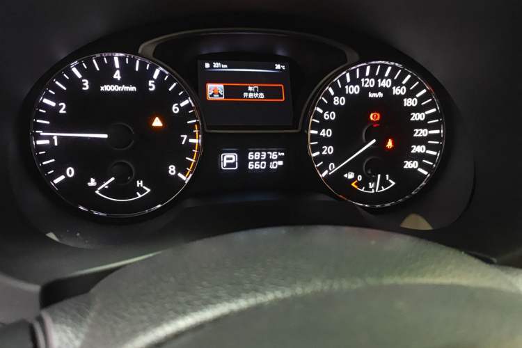 Used Nissan Teana 2016 Revised Version 2.0L XL Comfort Edition Odometer Close Up