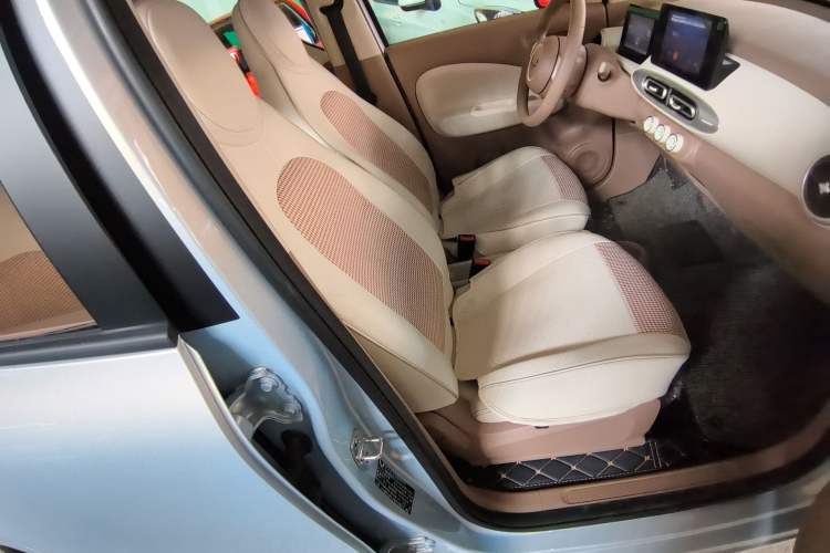 Used Wuling Hongguang MINIEV 2025 Four-Door Version Zhenxiang+ Edition
