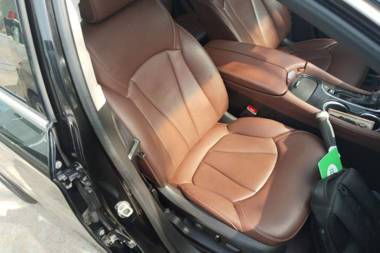 Used Buick Envision 2019 20T Two-Wheel Drive Luxury Version China VI Standard