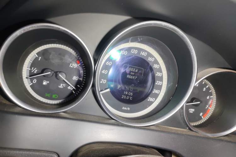 Used Mercedes-Benz C-Class 2013 C 180 Classic Grand Edition