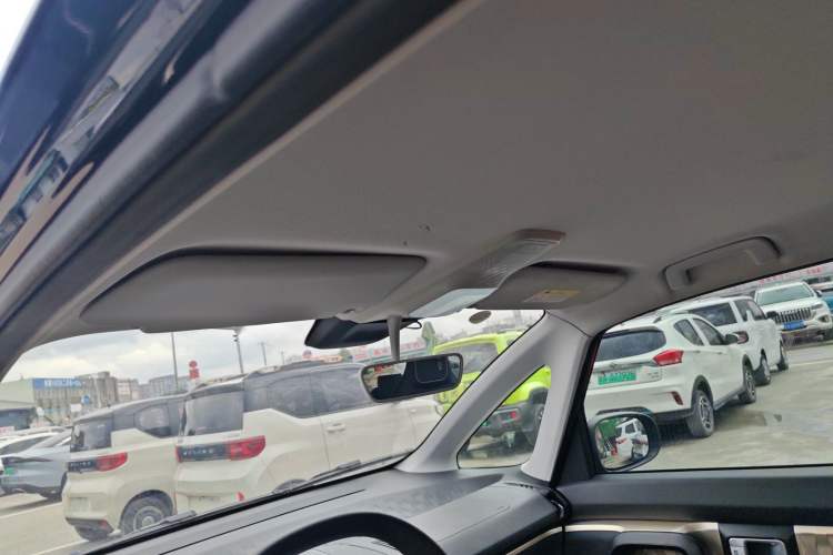 Used Baojun KiWi EV 2021 Artist Model Ternary Lithium Headliner