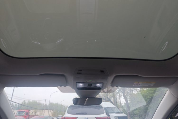 Used Volkswagen ID.7 VIZZION 2024 PRO Model Headliner