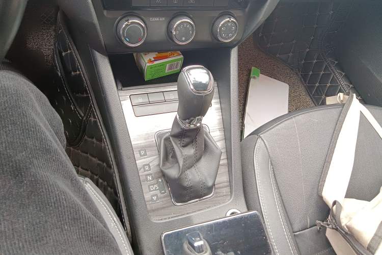 Used Skoda Octavia 2017 1.6L Automatic Smart Drive Edition
