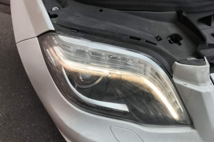 Used Mercedes-Benz GLK-Class 2015 GLK 260 4MATIC Fashion Edition Ultimate Version Right Front Headlight