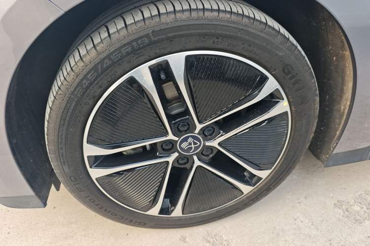 Used BYD Han 2023 EV Champion Edition 605KM Front-Drive Premium Model