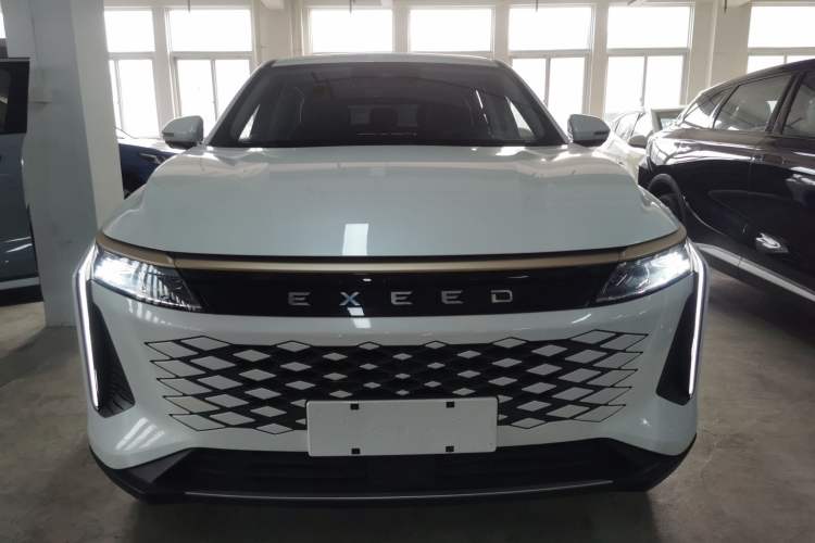 Used EXEED Stellar 2023 400T Two-Wheel Drive Comfort Edition