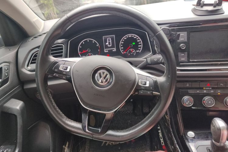 Used Volkswagen T-ROC 2019 280TSI DSG Two-Wheel Drive Comfort Version China VI Standard
