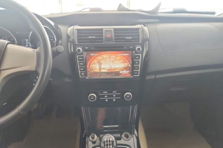 Used HYOSOW S3 2014 1.5L Luxury Version China IV Emission Standard
