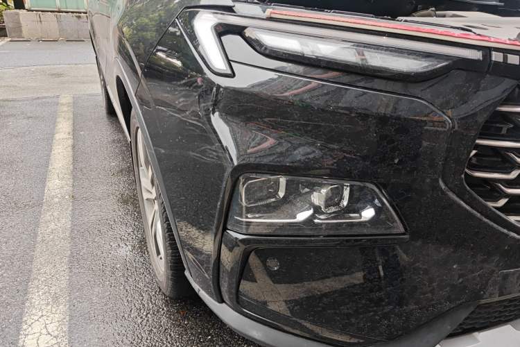 Used Ford Equator Sport 2022 Facelift EcoBoost 170 Prestige Model Right Front Headlight