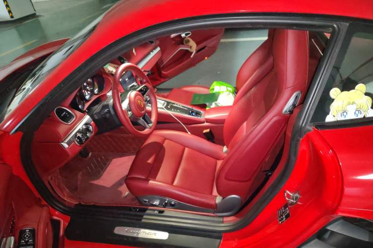 Used Porsche 718 2020 Cayman 2.0T Left Front Seat