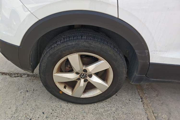 Used Volkswagen T-Cross 2023 Revised 1.5L Automatic Fashion Edition Right Rear Wheel Hub