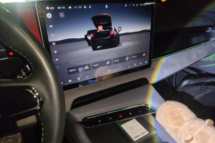 Used Zeekr 001 2023 WE Edition 86 kWh Audio And AC Panel