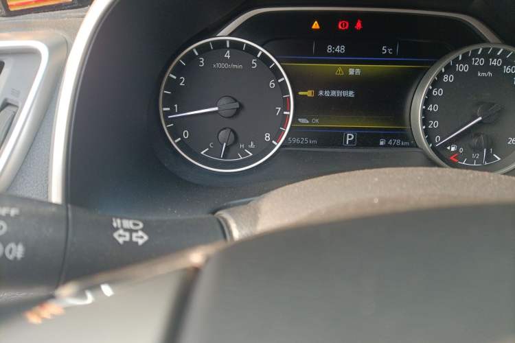 Used Nissan Murano 2019 2.5L XL Two-Wheel Drive Smart Connect Luxury Edition China VI Standard
