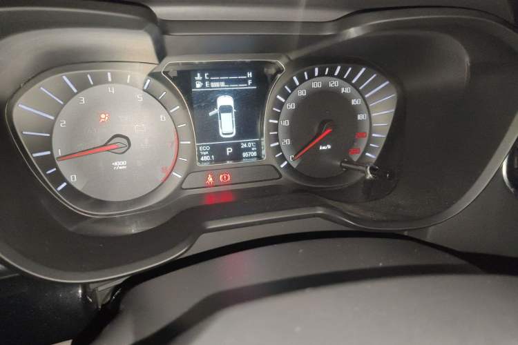 Used GAC Trumpchi GS4 2015 200T G-DCT Luxury Edition Odometer Close Up