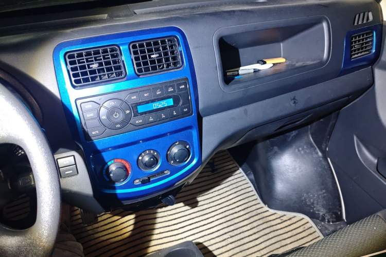 Used CHANGAN KAICHENG Star 9EV 2021 All-Electric Van 2 Seats 70kW Audio And AC Panel