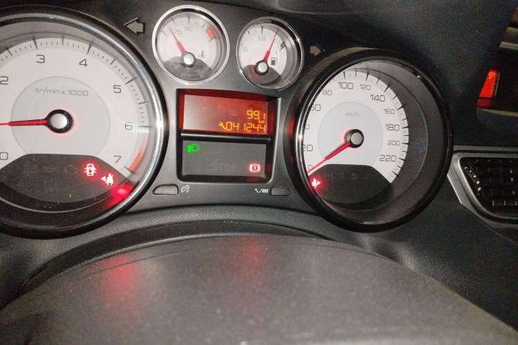 Used Peugeot 308 2012 1.6L Manual YouShang Edition
