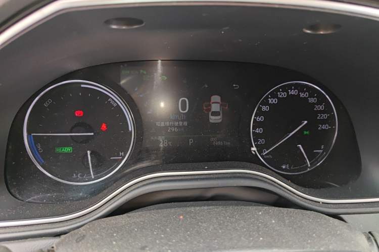 Used Toyota Avalon 2019 Dual-Engine 2.5L XLE Prestige Version China VI Standard
