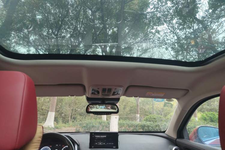 Used Wey VV5 2017 2.0T Flagship Edition
