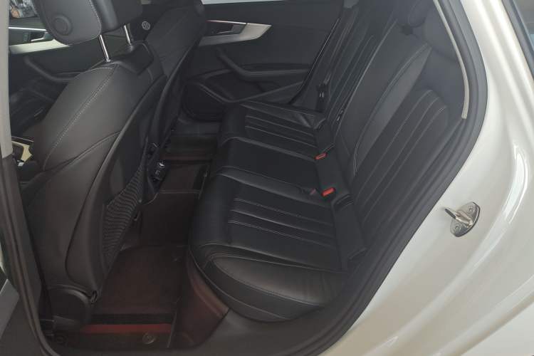 Used Audi A4L 2022 40 TFSI Luxury Dynamic Model Left Rear Seat