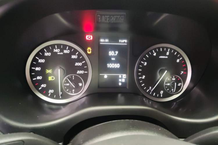 Used Mercedes-Benz Vito 2023 2.0T Business Version 7 Seats Instrument Cluster
