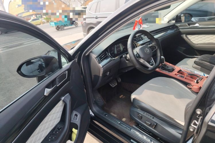 Used Volkswagen Magotan 2023 2 Million Units Limited-Edition 380TSI DSG Flagship Version Driver Seat