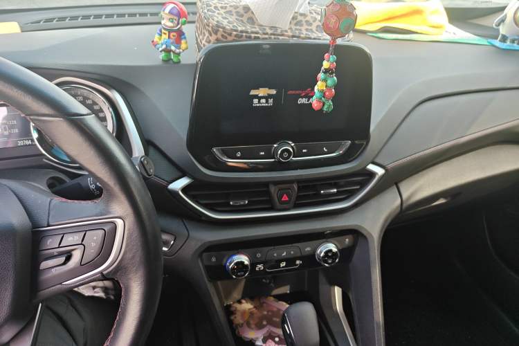 Used Chevrolet Orlando 2019 Redline 530T Automatic Enjoyment Version (5+2 Seating) China VI
