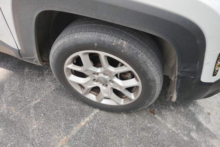 Used Jeep Renegade 2017 180T Automatic High-Energy Version
